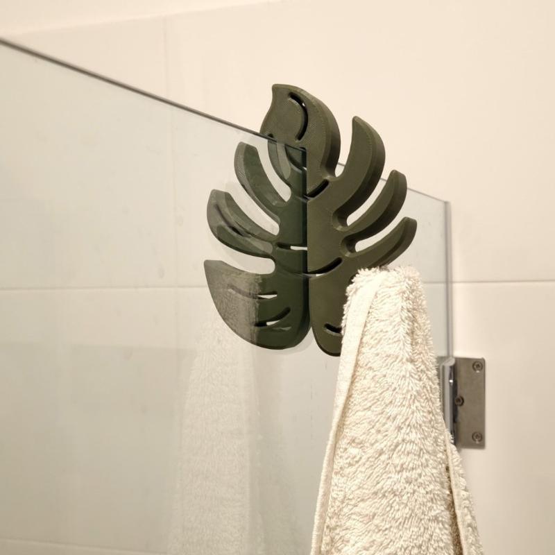 Green Monstera Leaf Over Showe - Jet Home Bathroom recension och pris