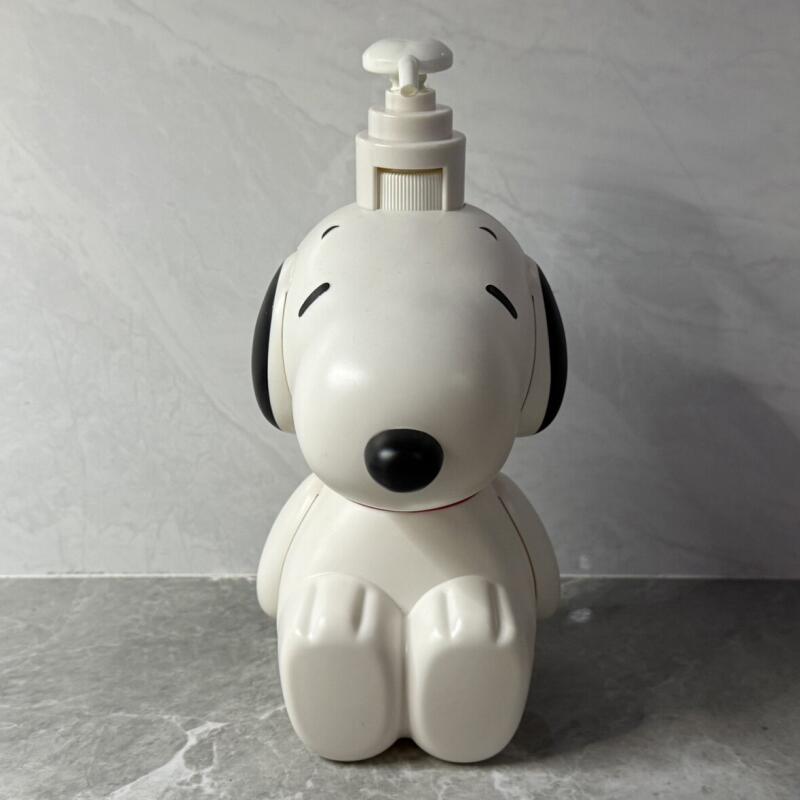 Kawaii Snoopy Dispenser Bottle - Home Goods Bathroom Storage recension och pris