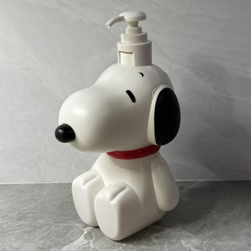 Kawaii Snoopy Dispenser Bottle - Home Goods Bathroom Storage recension och pris